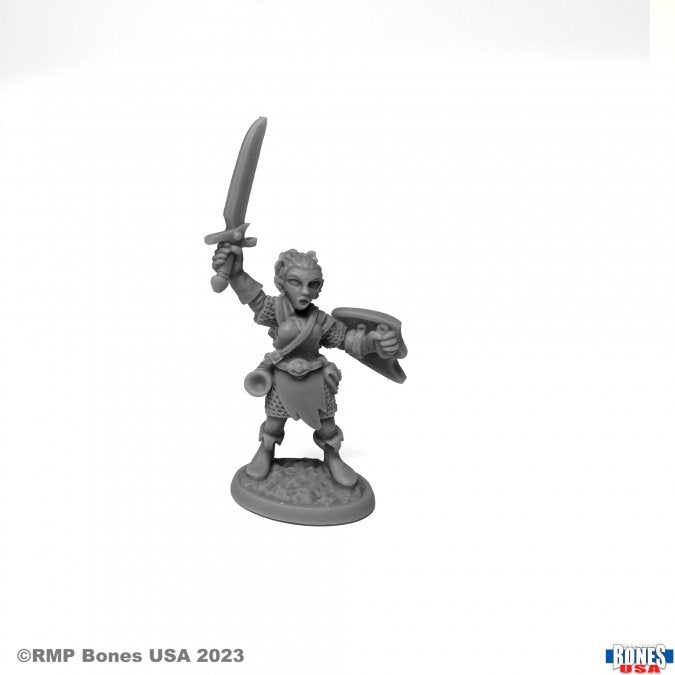 Elliwyn Heatherlark - Gnome Barbarian Miniature, 25mm Heroic Scale, Unpainted & Unassembled For Tabletop Gaming - View #10