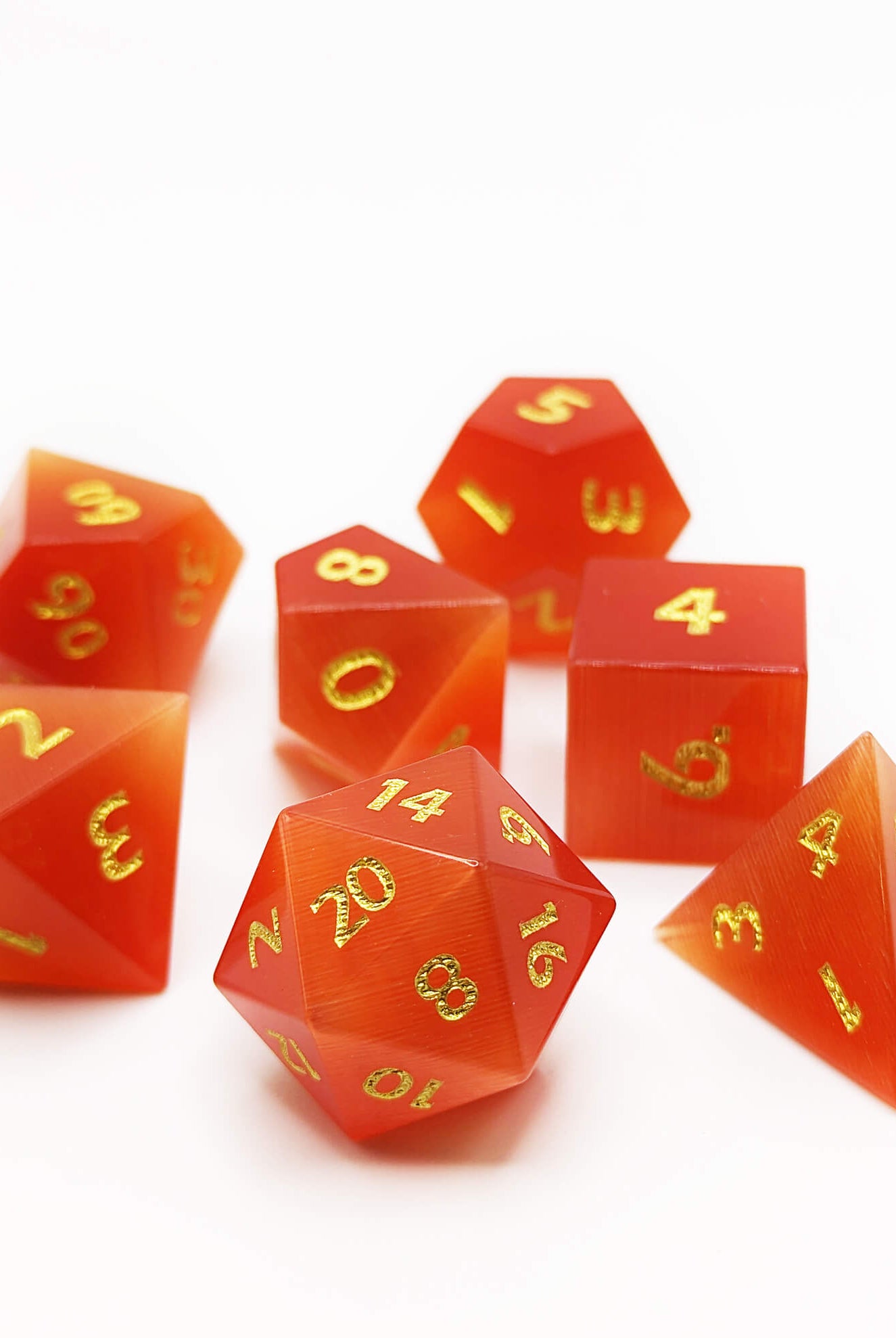 Red gem cats eye dice for dnd games
