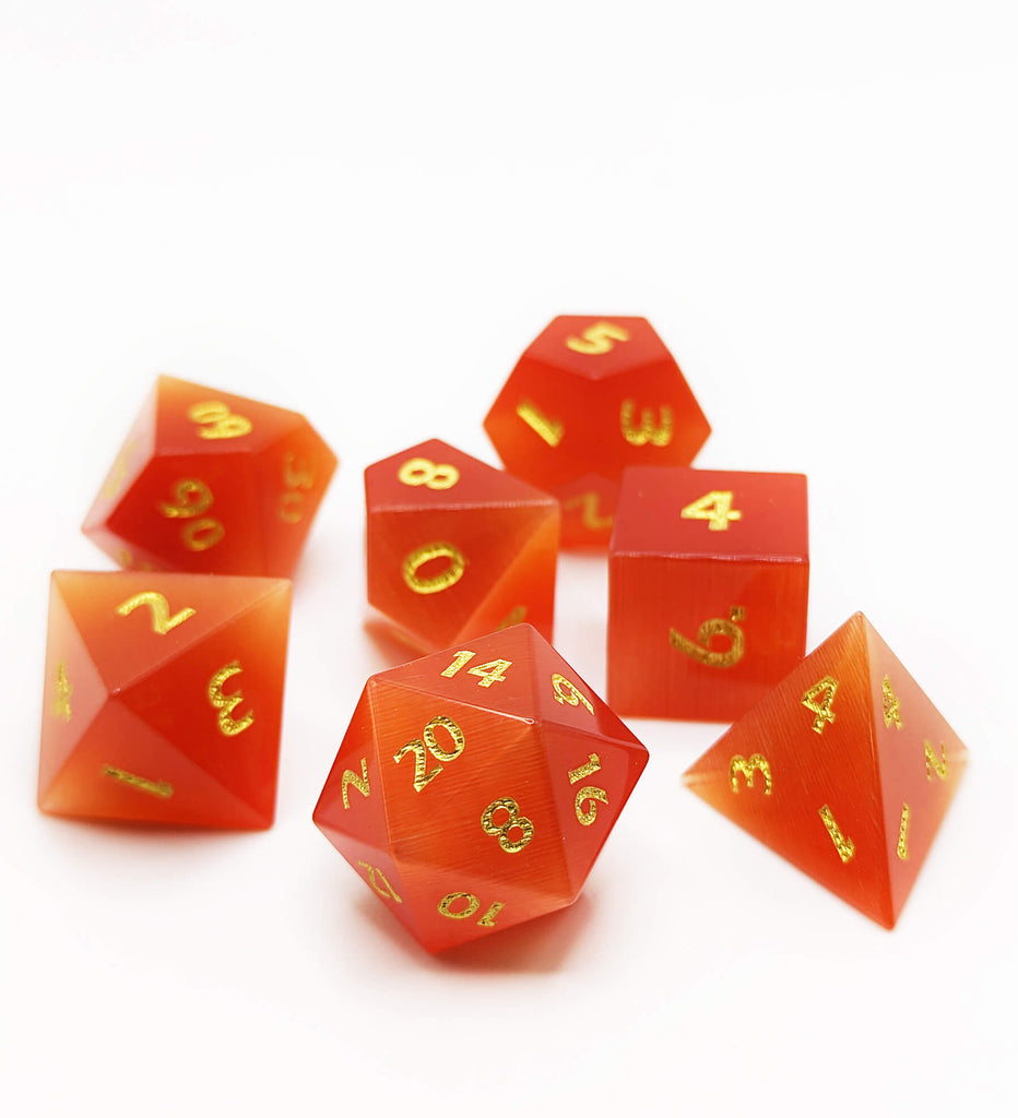 Red gem cats eye dice for dnd games
