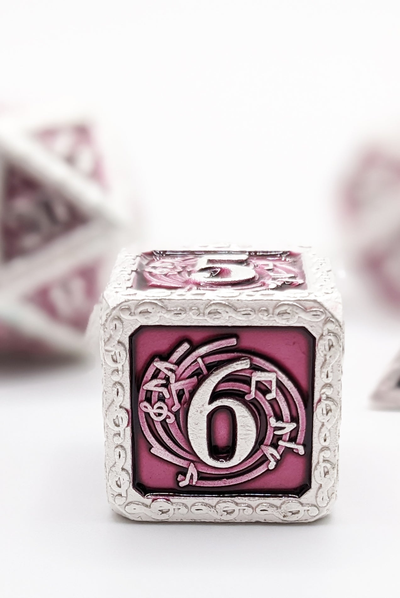Musical notes dice silver and purple for bards and ttrpg games