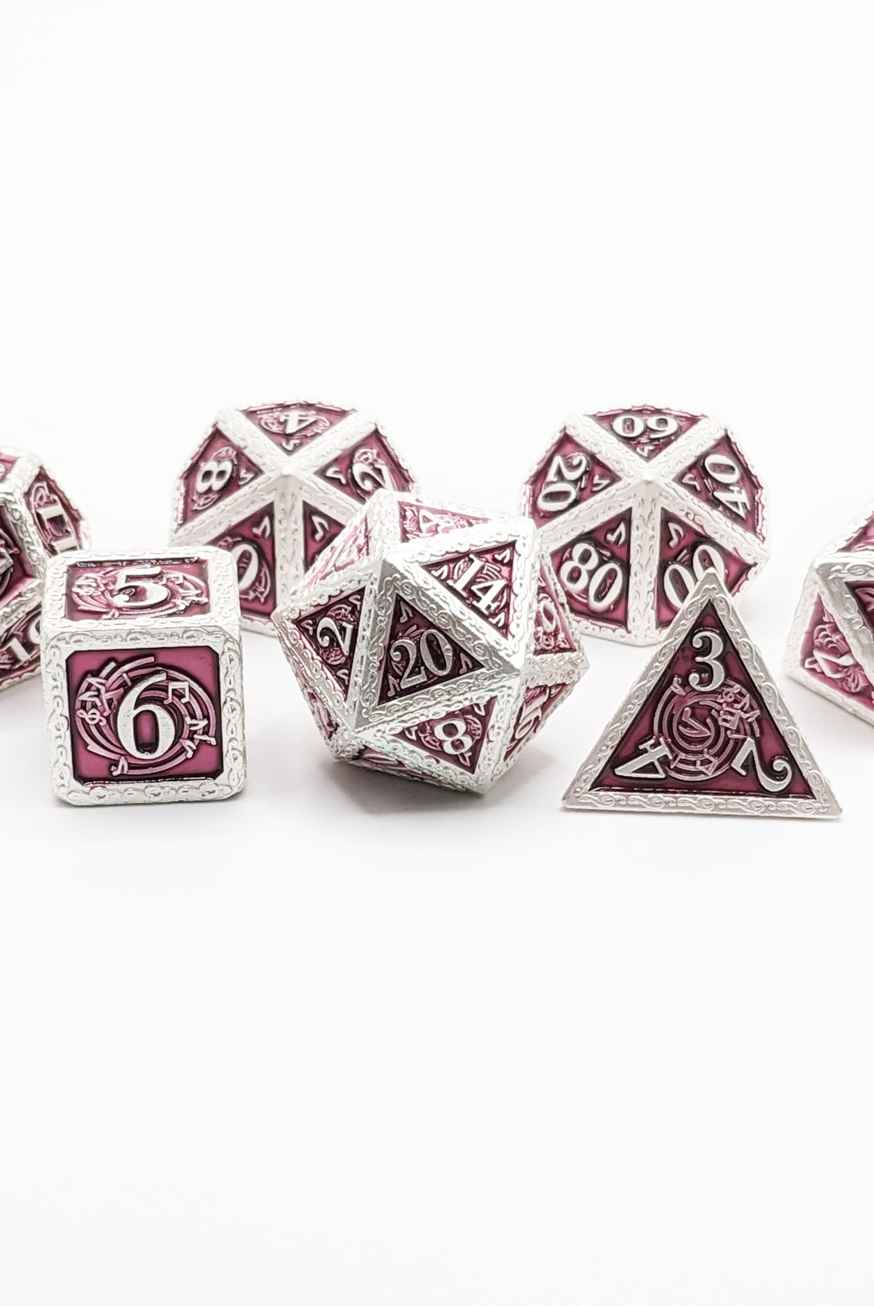 Musical notes dice silver and purple for roleplaying games