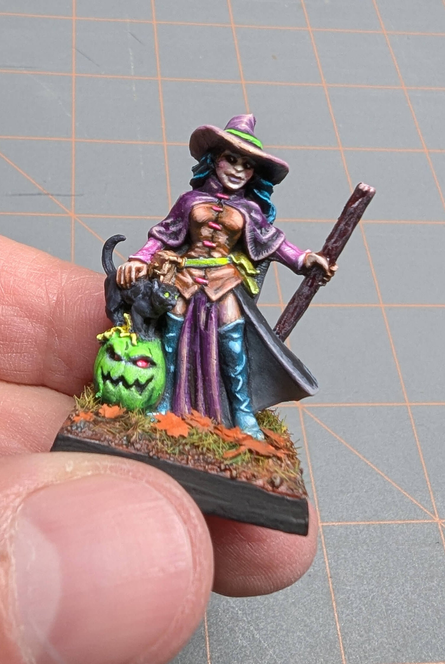 DnD Miniatures Witch 1 at Dark Elf Dice