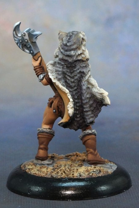 Female Barbarian Miniature 3