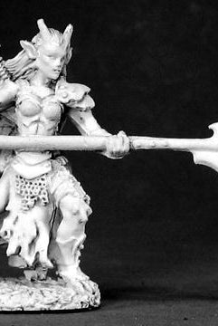 Reaper Miniatures S'Kara, Female Skoli 2443