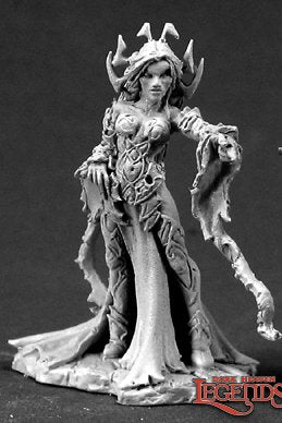 Dark Elf Queen Miniature