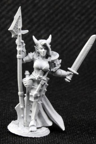 Reaper Miniatures S'Kara, Female Skoli Warrior 3811