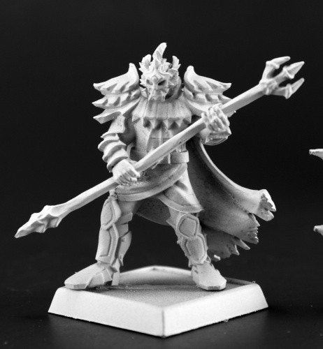 Pathfinder Miniatures Half Orc Sorcerer 60173