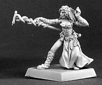 Reaper Miniatures Mercenaries Mage 14330