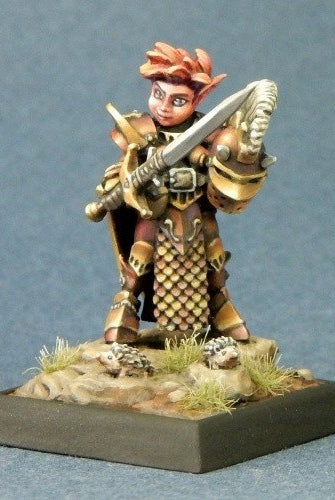 Reaper Miniatures Female Gnome Paladin 3689