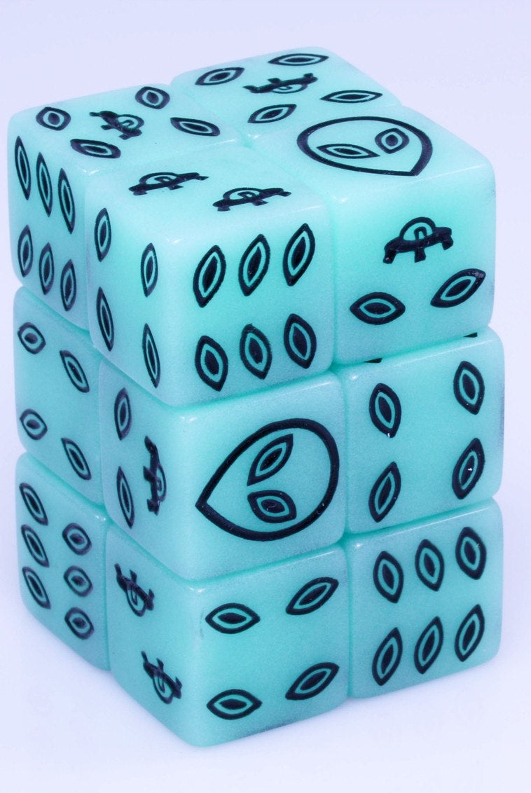 Glow In The Dark Alien Dice