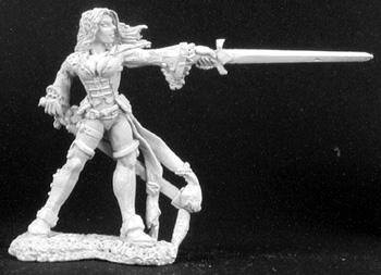 Reaper Miniatures Lonnia Female Duelist 2981 