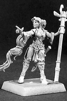 Reaper Miniatures Sielendria Female Mage 14335