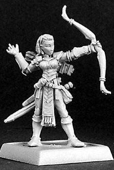 Reaper Miniatures Bowsister Female Fighter 14321