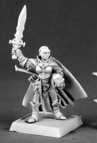 Pathfinder Miniatures Seelah, Paladin 60019
