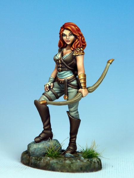 Dark Sword Miniatures DSM7311 Female Archer