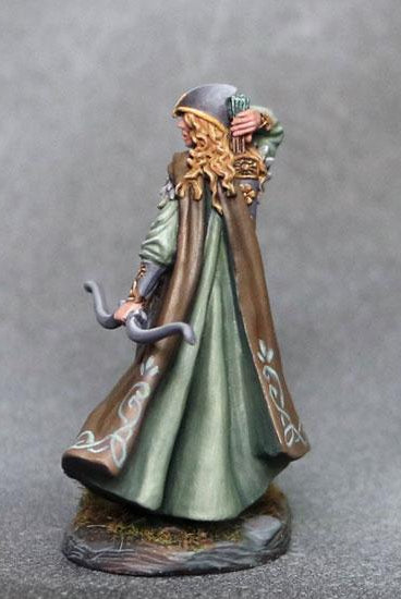 DSM7330 Female Elf Fighter With Bow