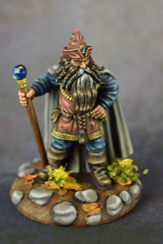 Dwarf Mage Miniature 2