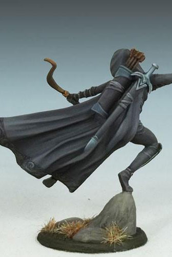 DSM7438 Female Rogue With Bow