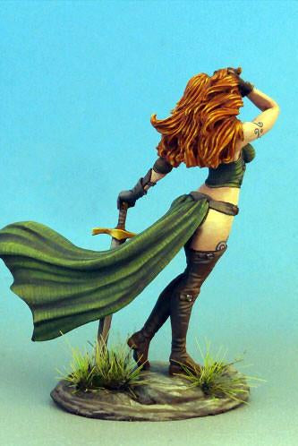 DSM7541 Pinup Female Warrior