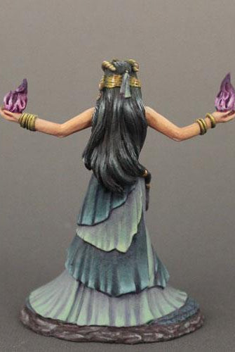 DSM7623 Female Mage