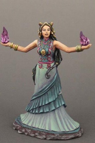 Dark Sword Miniatures (DSM7623 Female Mage)