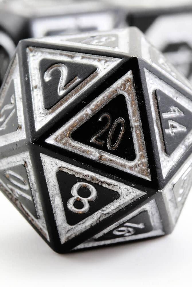 Assassin Dice Black Ops d20