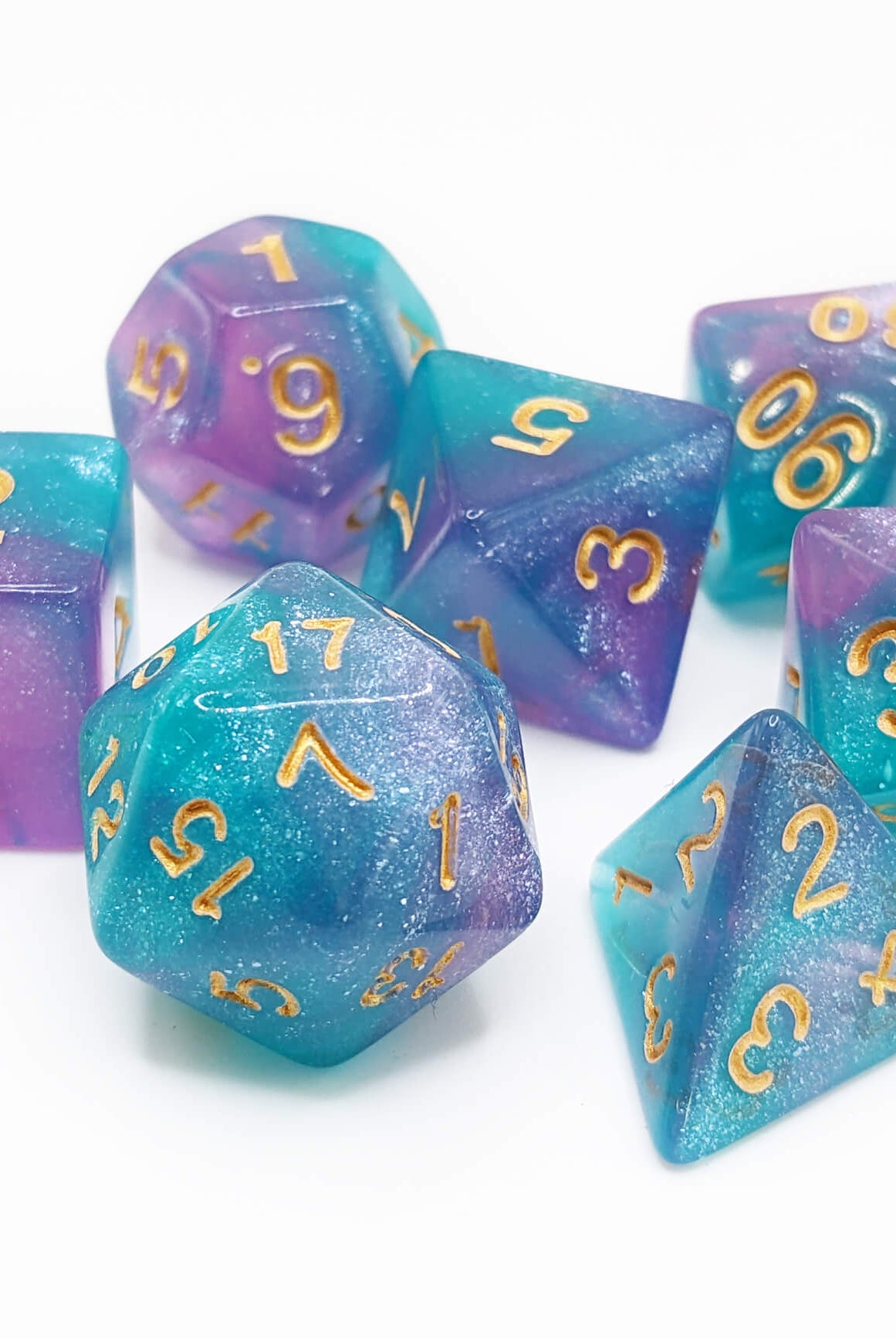 Beautiful dnd dice purple and teal