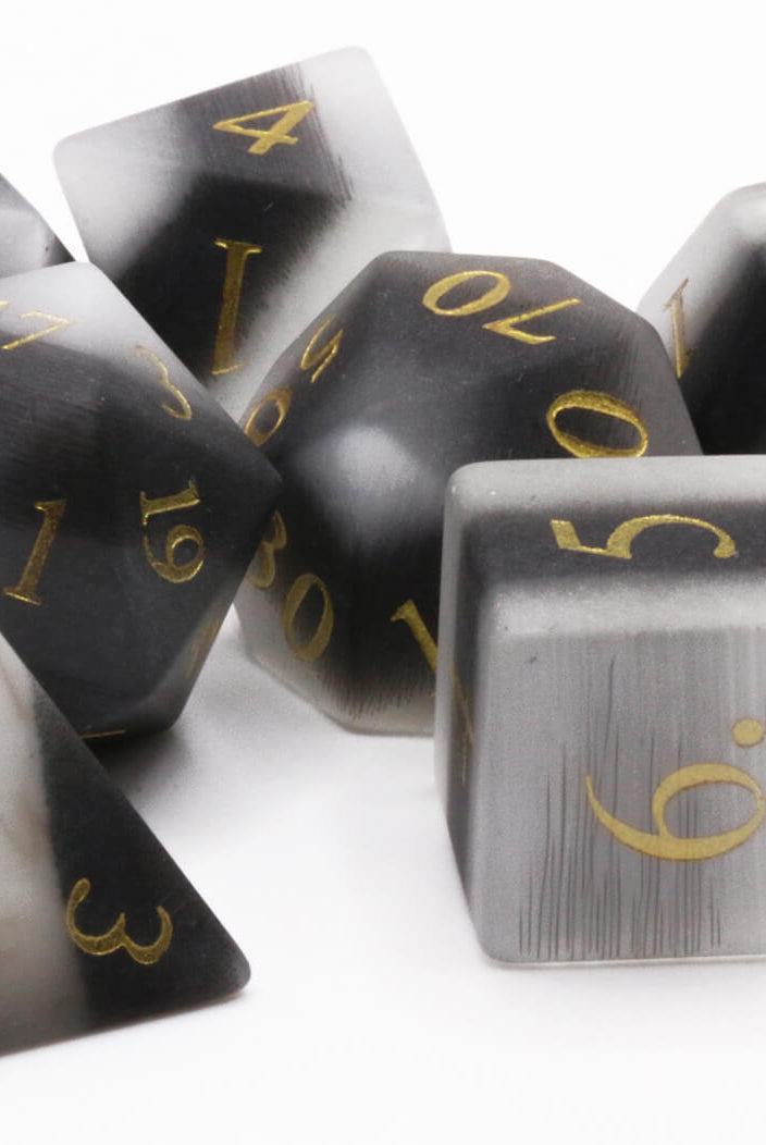 Frosted Black Cat's Eye Dice