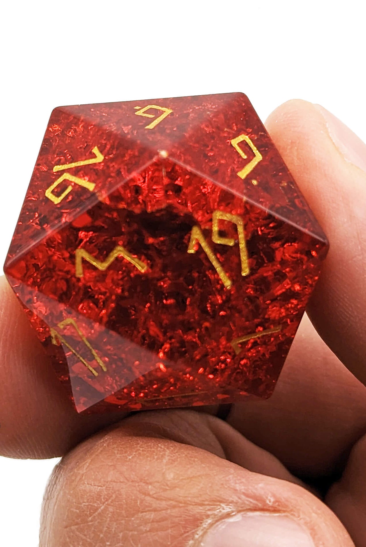zircon glass d20 in garnet red