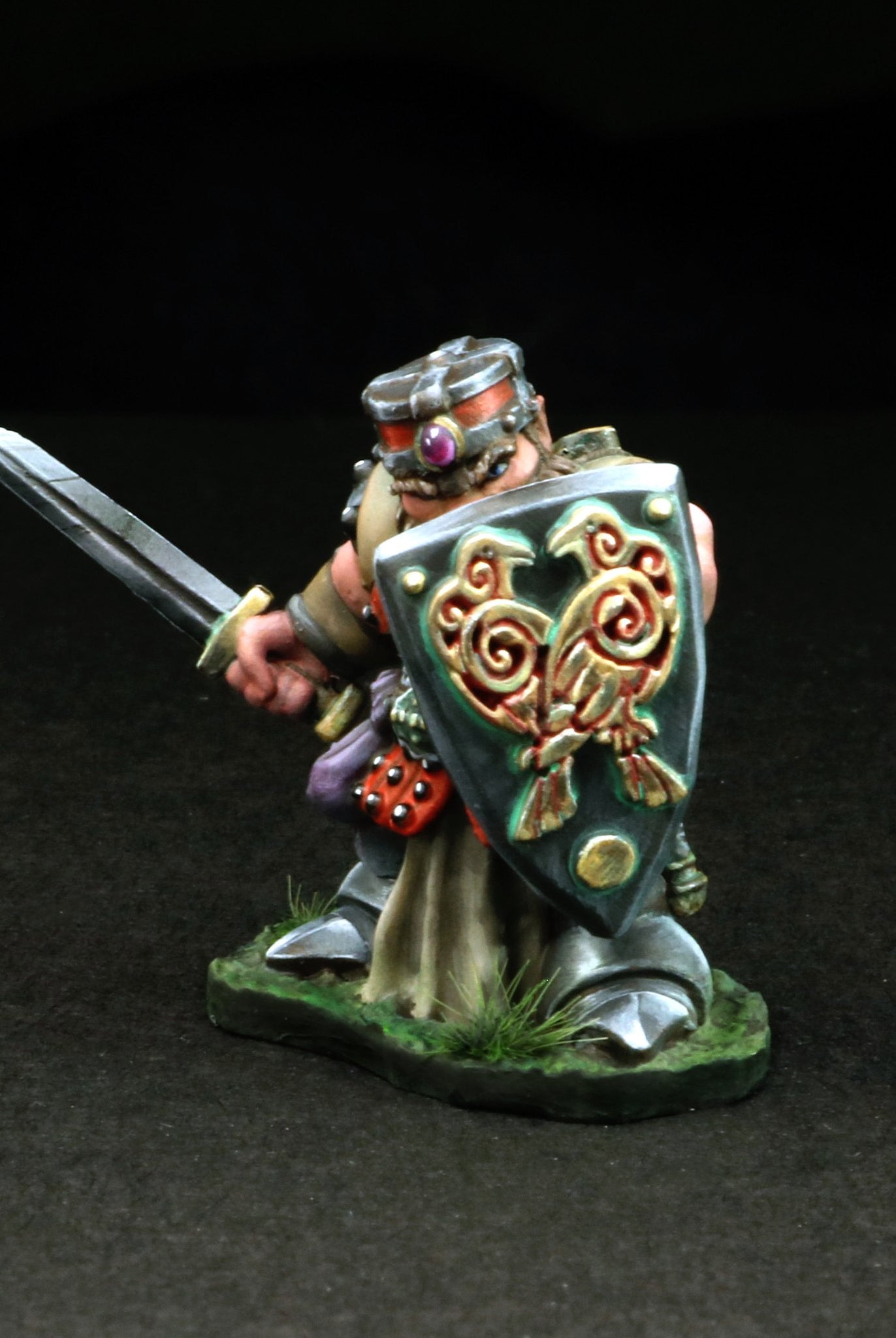 Tomb Guardians Miniatures Dwarf Sword 2
