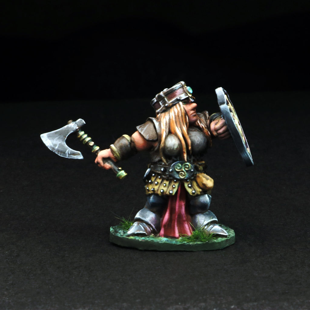 Tomb Guardians Miniatures Dwarf Female Fighter 2