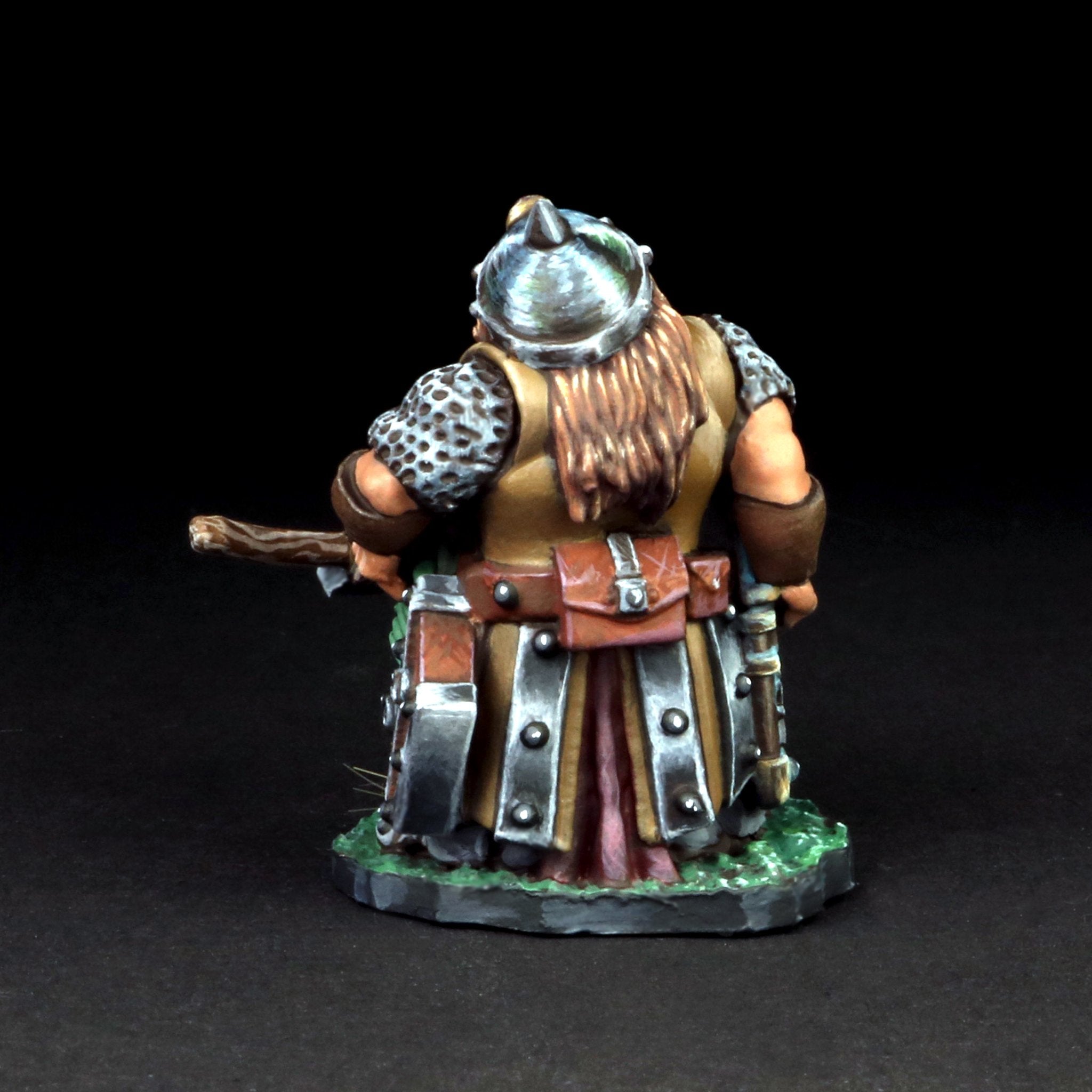 Tomb Guardians Miniatures Female Dwarf 4