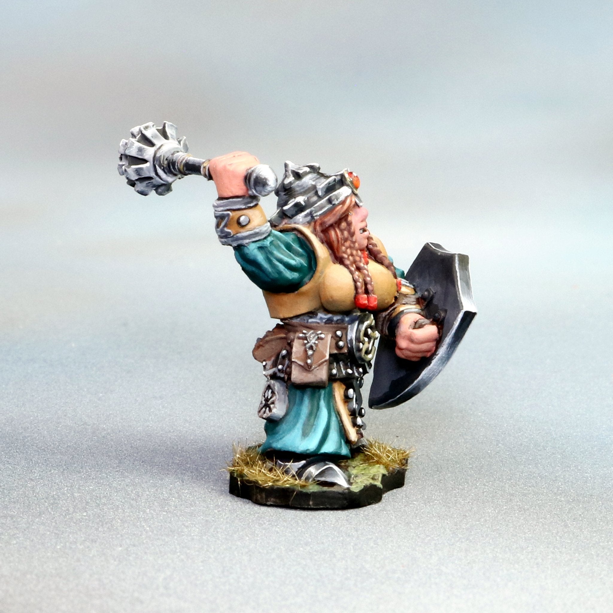 Tomb Guardians Miniatures Dwarf Cleric 2