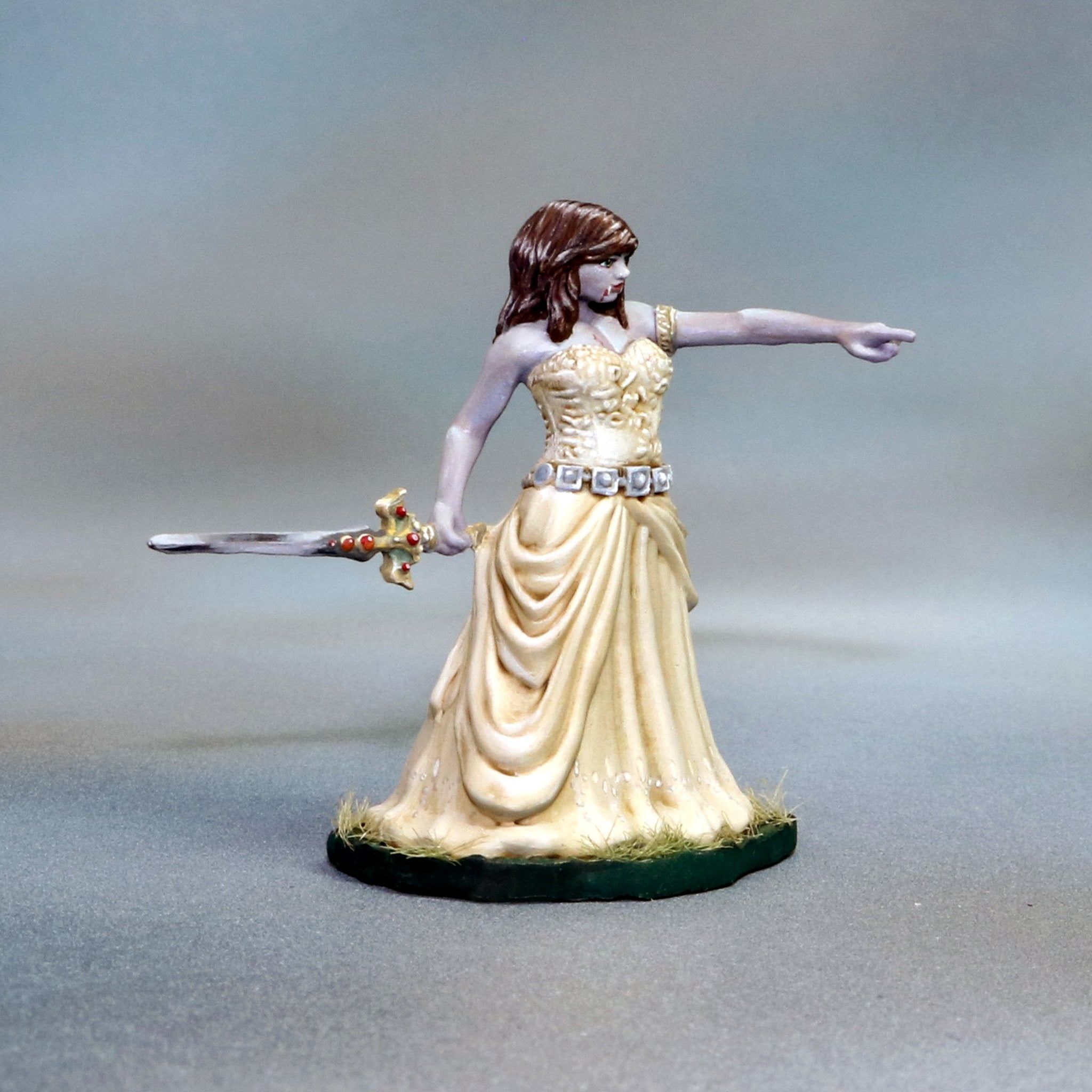 D&D Miniatures Vampire Queen 2