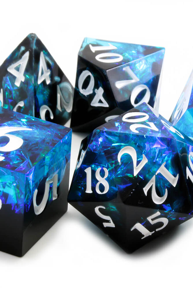 Sharp Edge Inclusion Dice DnD 2