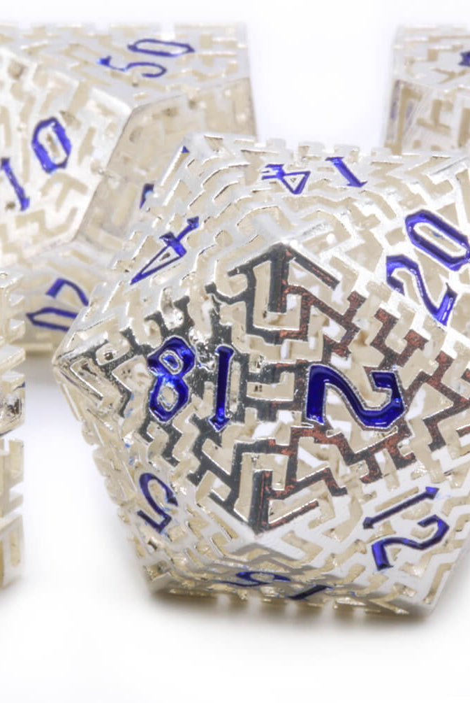 Labyrinth Hollow Dice Silver