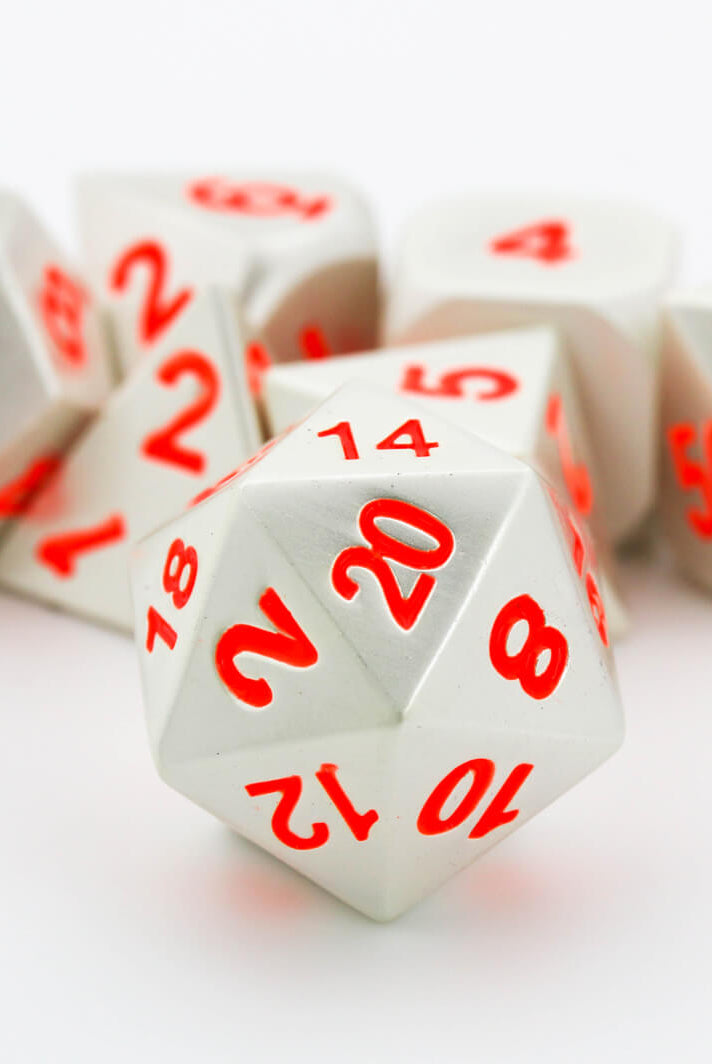 Silver d20