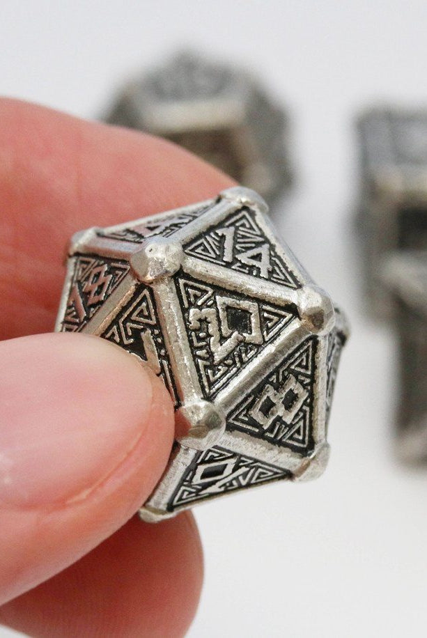 Metal Mythical Dice Q-Workshop