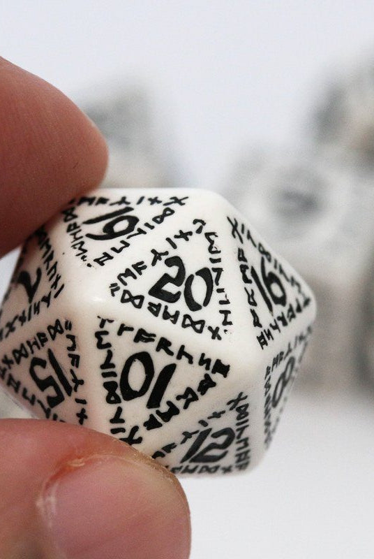 Runic D20 Dice