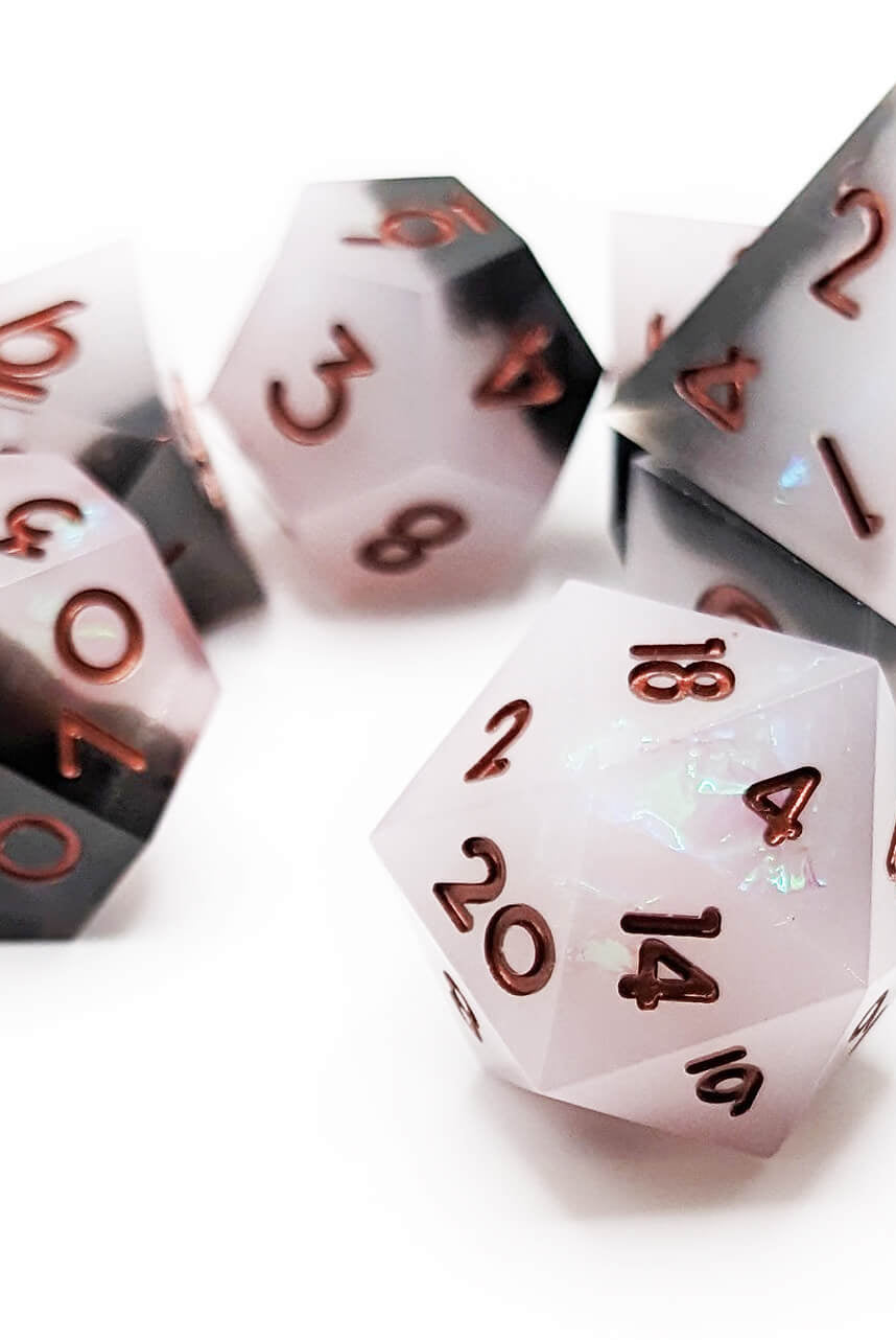 Sharp edge inclusion dice set black and white