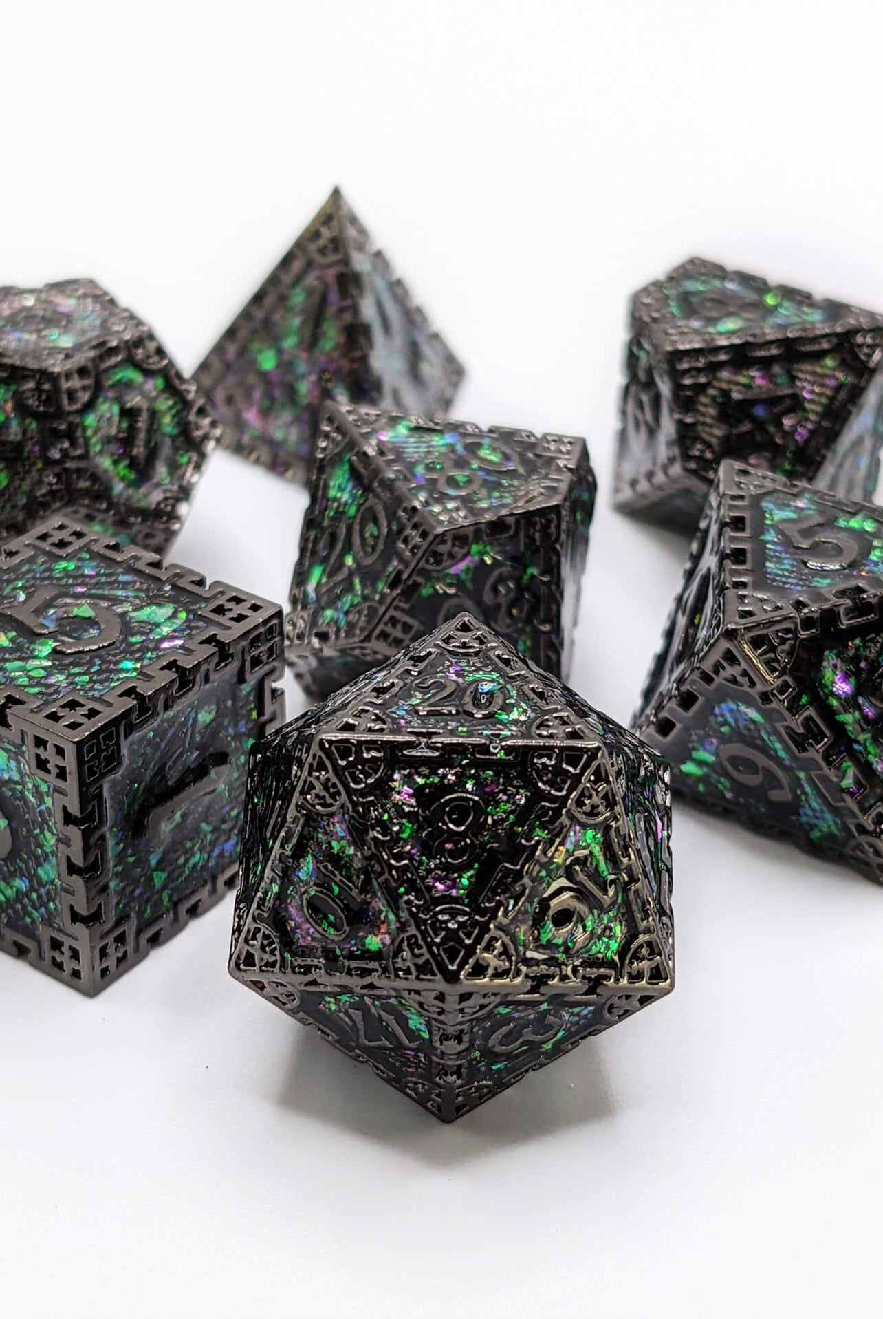 Magic Tower Prismatic Green Dice
