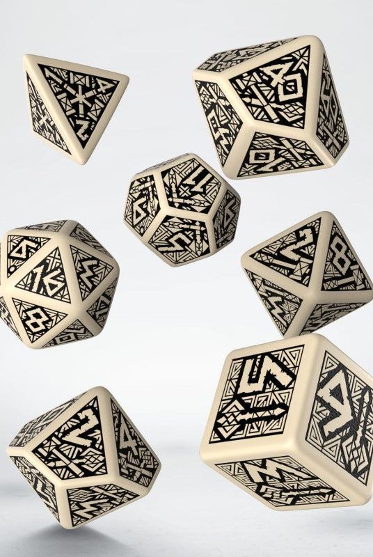 Dwarven dice beige