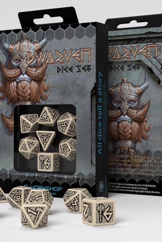 Q-Workshop dwarven dice beige