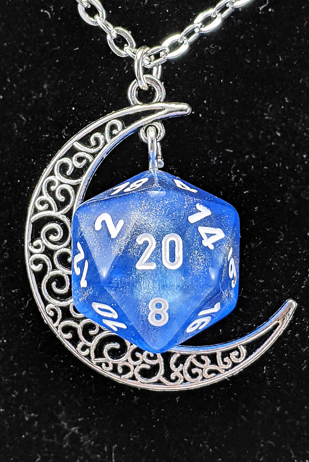 DnD Necklace Borealis d20