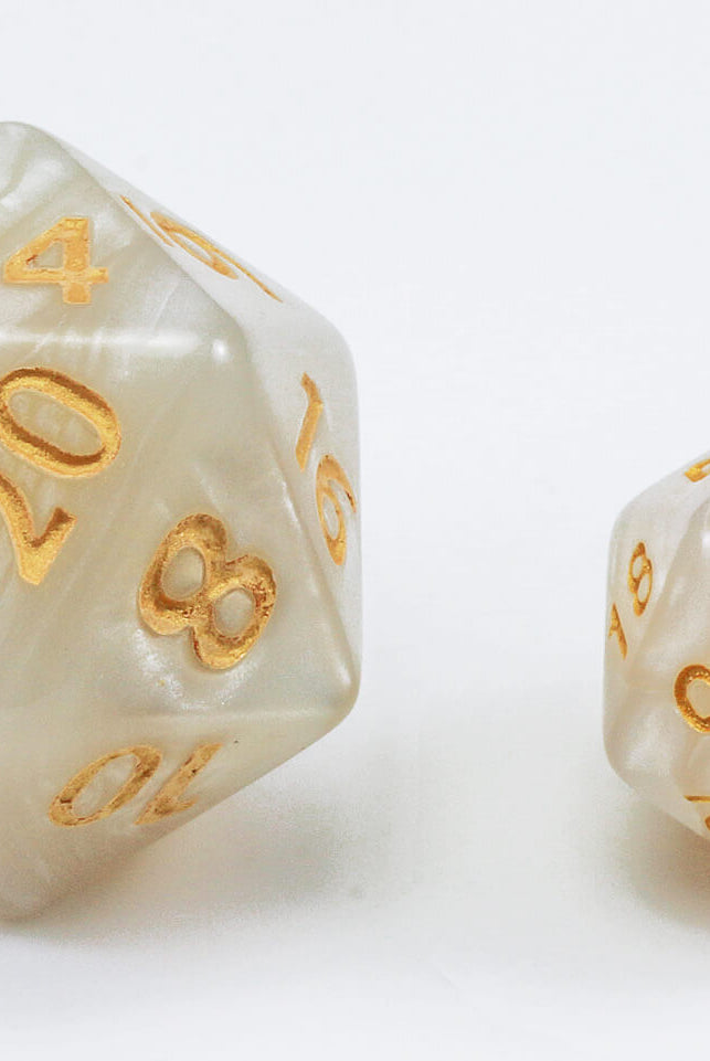 Giant d20 Pearl White