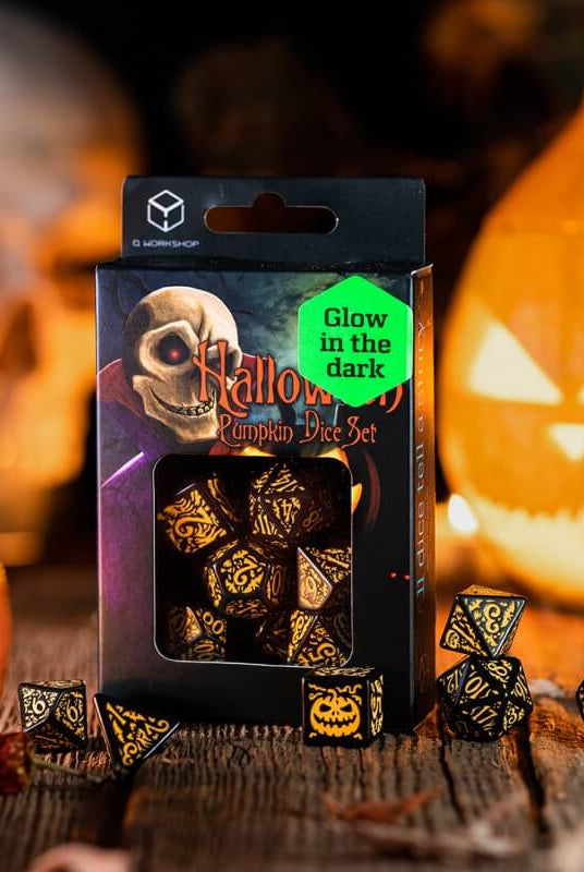 Q Workshop Spooky Dice Set