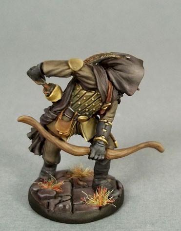 DSM7305 Male Thief With Bow