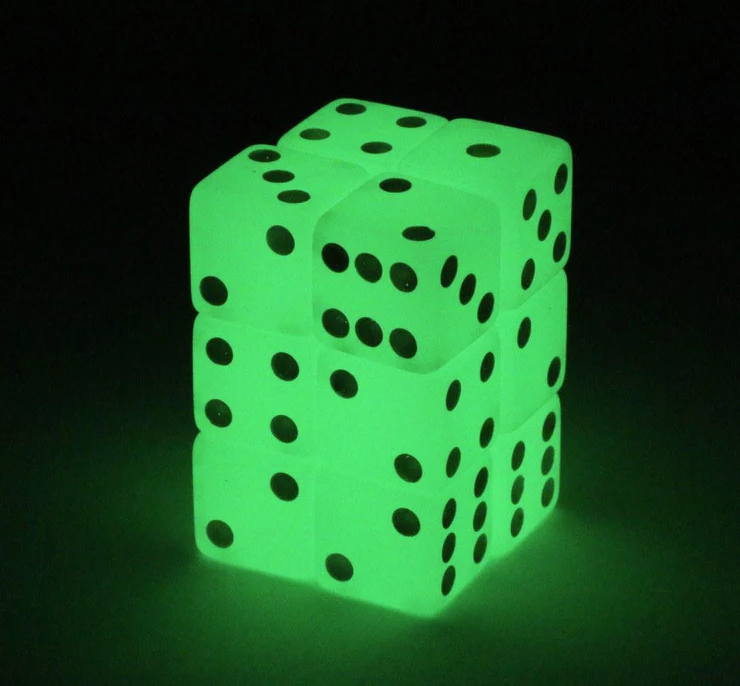 Glow in the dark d6 dice