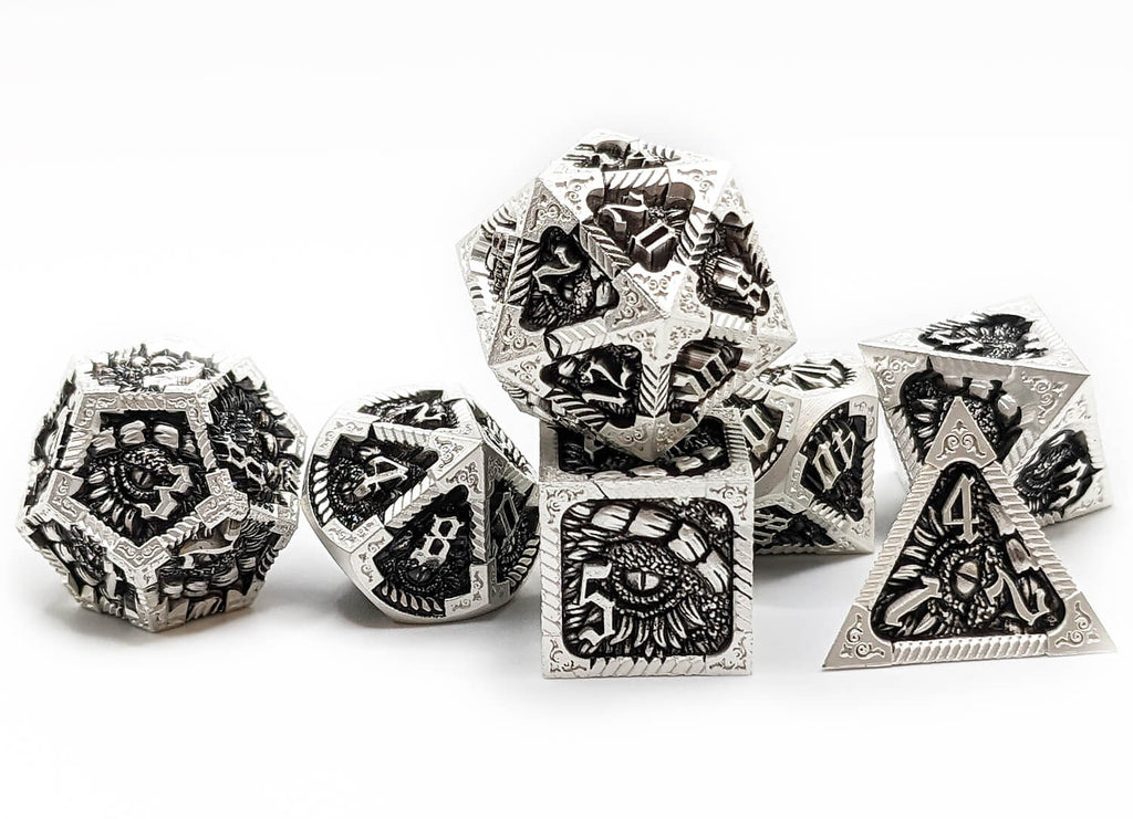 Metal Epic Dragon dice silver and black at Dark Elf Dice