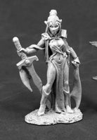 Reaper Miniatures Female Vampire 3814